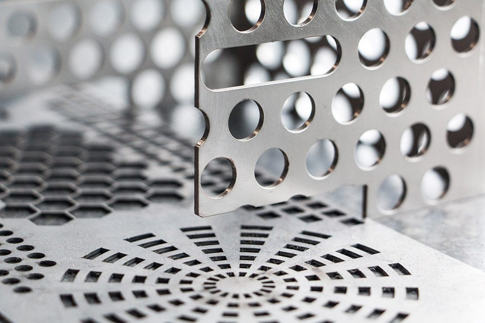 Laserteile für R&C Blechformtechnik